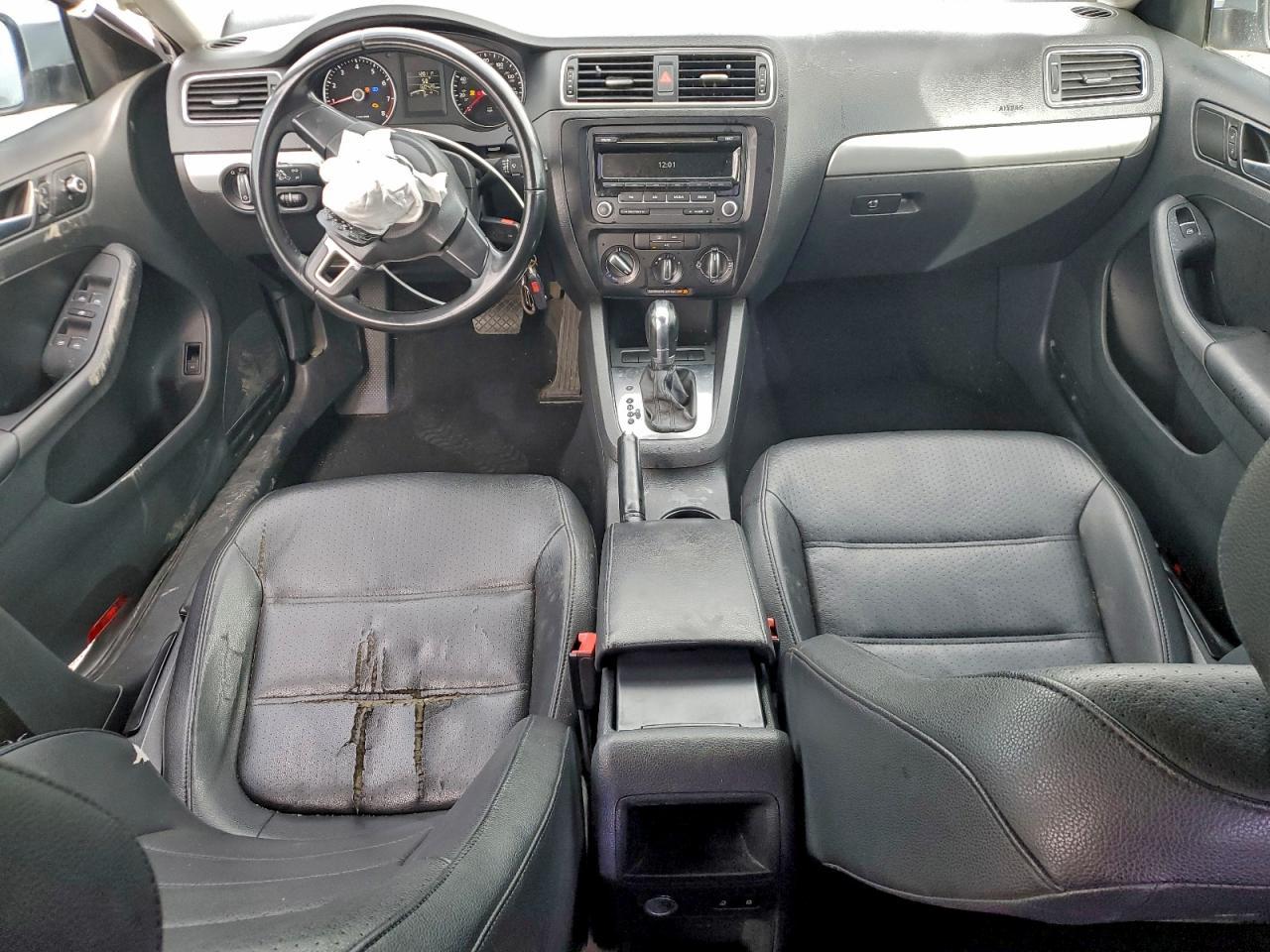 2013 VOLKSWAGEN JETTA