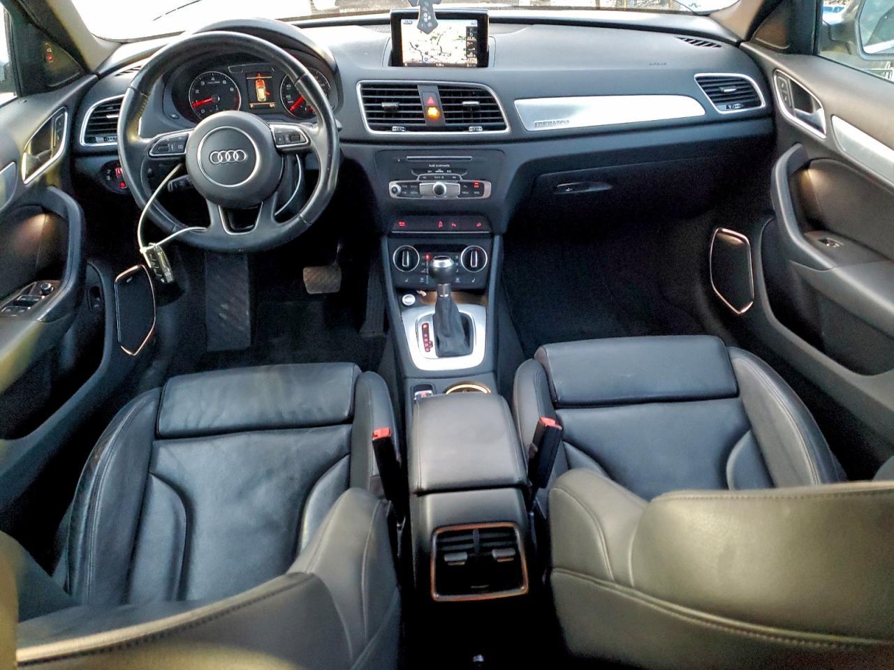 2016 AUDI Q3