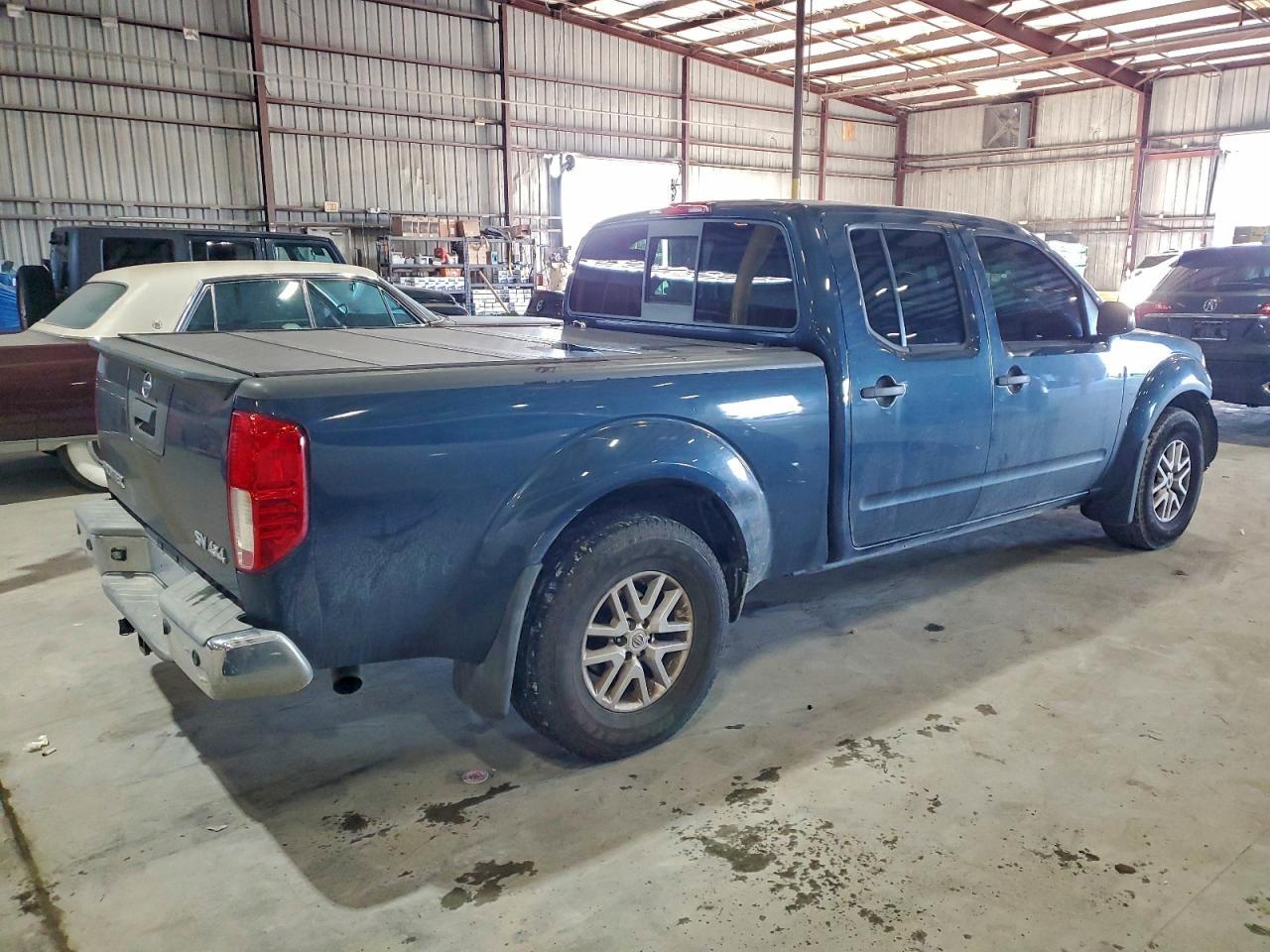 2015 NISSAN Frontier