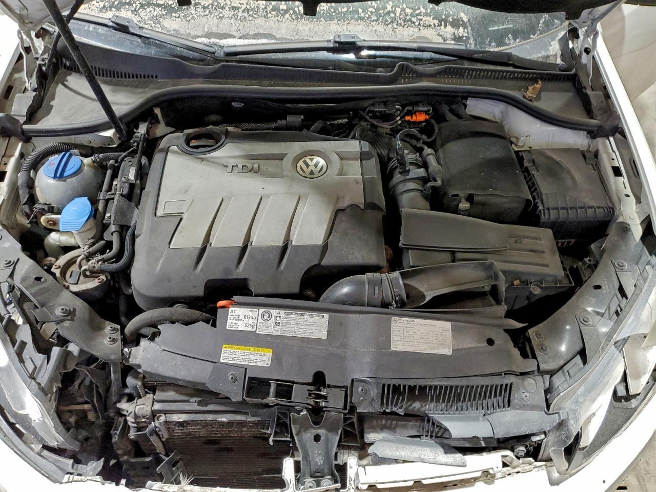 2012 VOLKSWAGEN GOLF