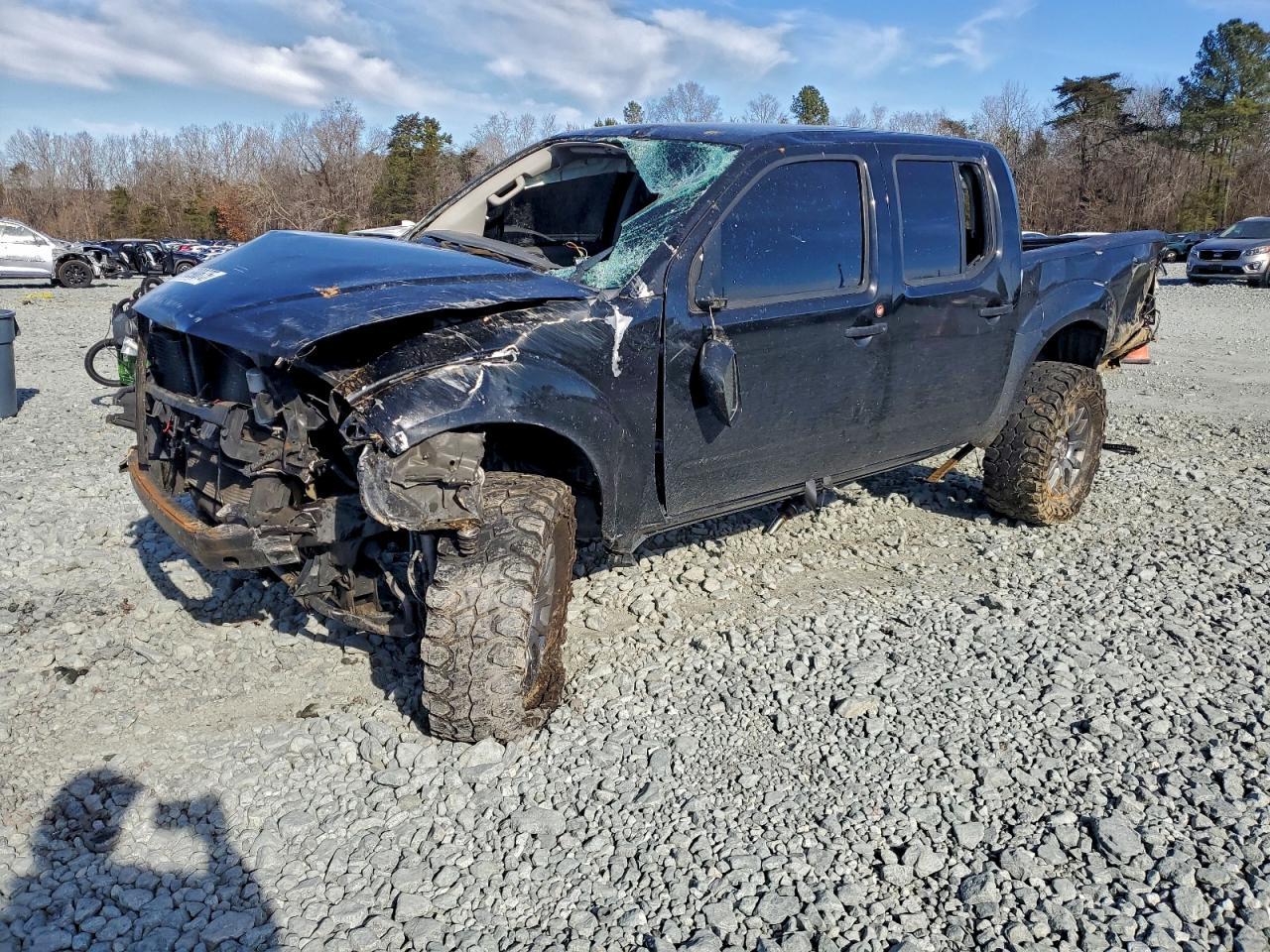 2012 NISSAN Frontier