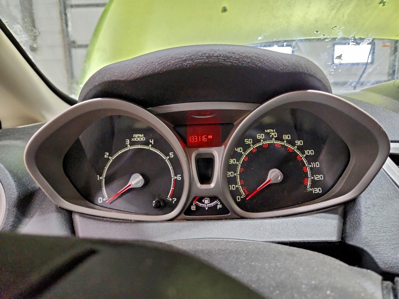 2011 FORD Fiesta