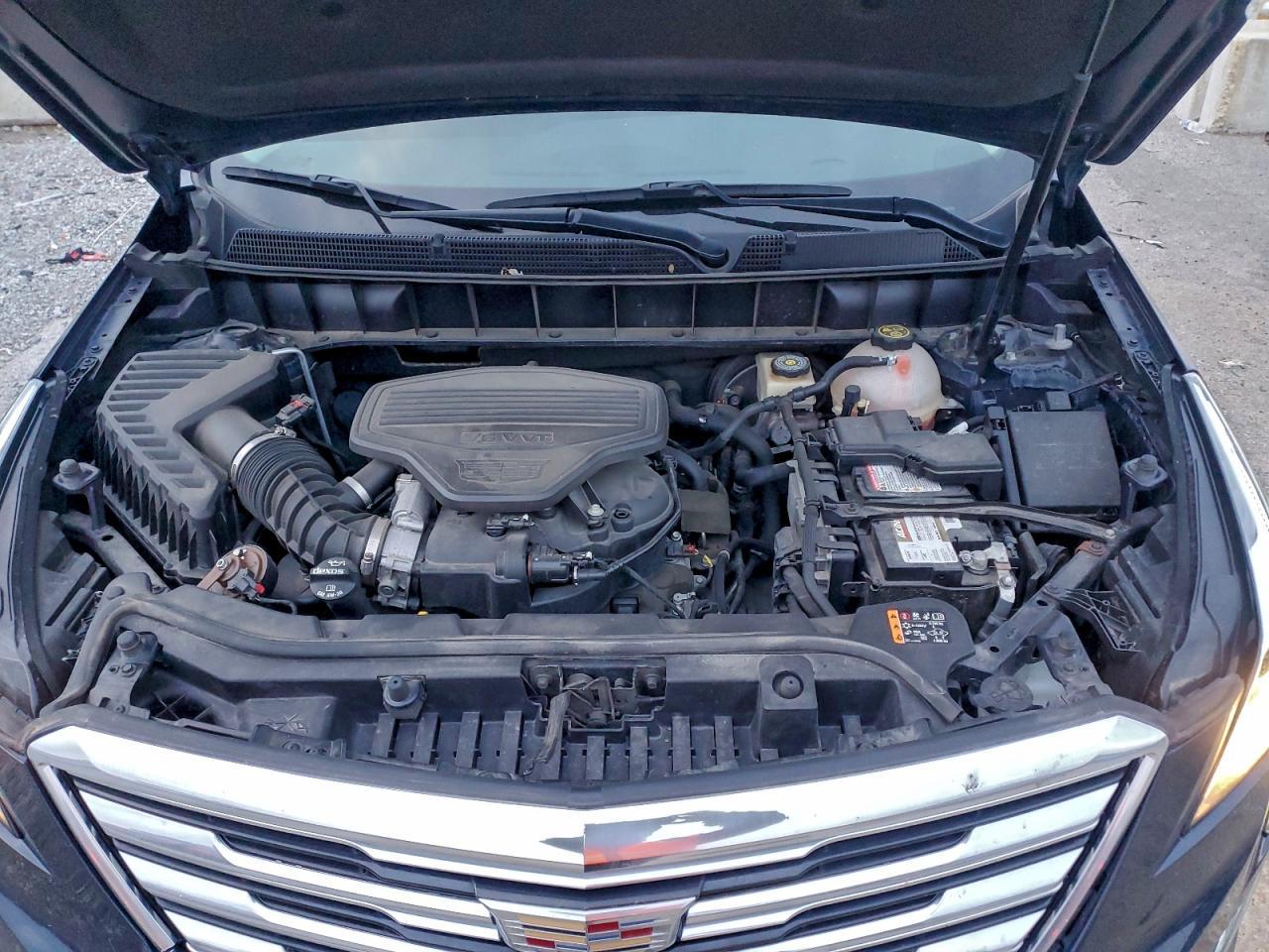 2017 CADILLAC XT5