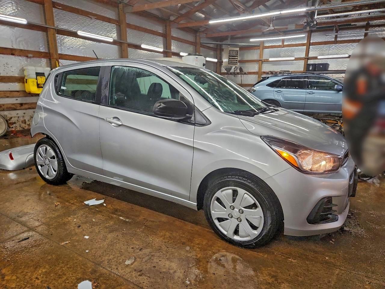 2017 CHEVROLET Spark