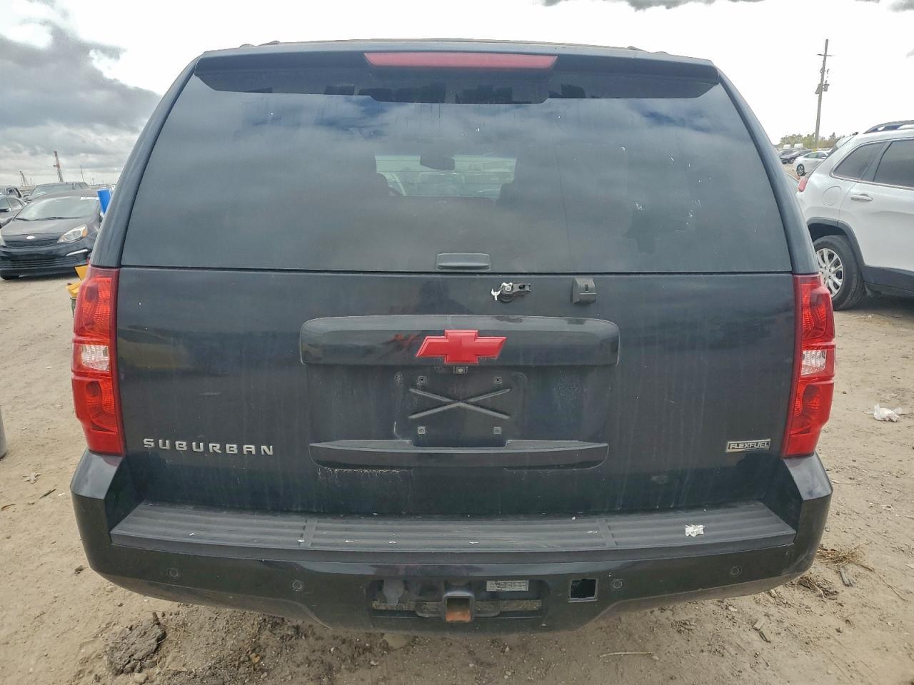 2011 CHEVROLET Suburban