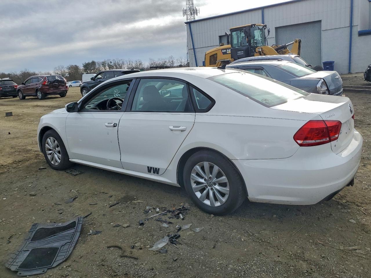 2015 VOLKSWAGEN Passat
