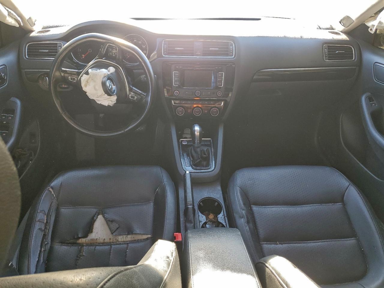 2015 VOLKSWAGEN JETTA