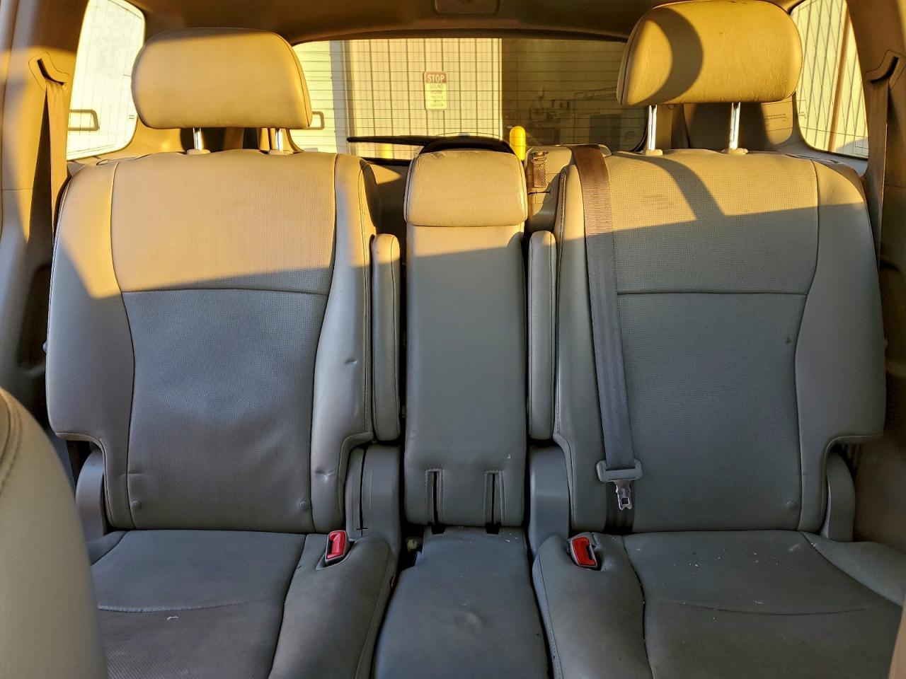 2013 TOYOTA HIGHLANDER
