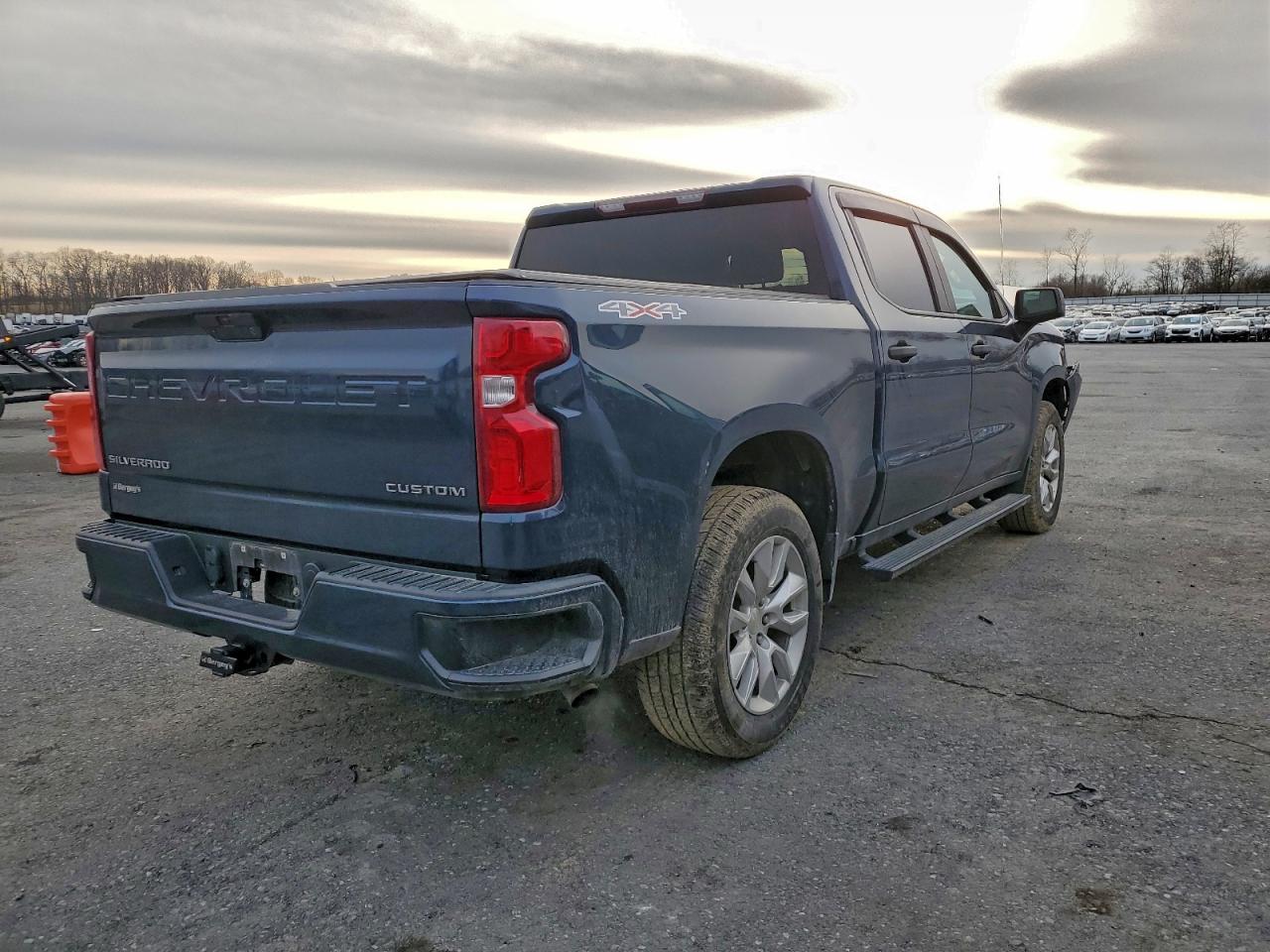2021 CHEVROLET Silverado