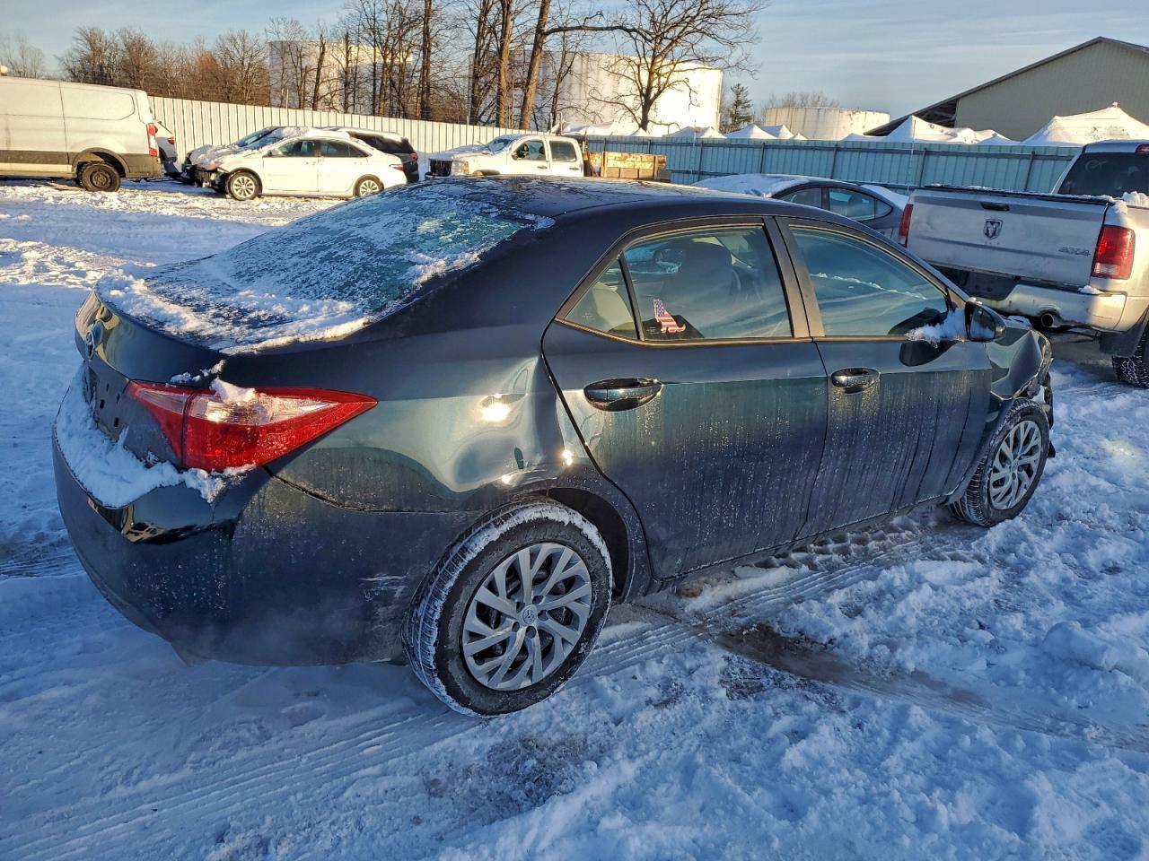 2018 TOYOTA COROLLA