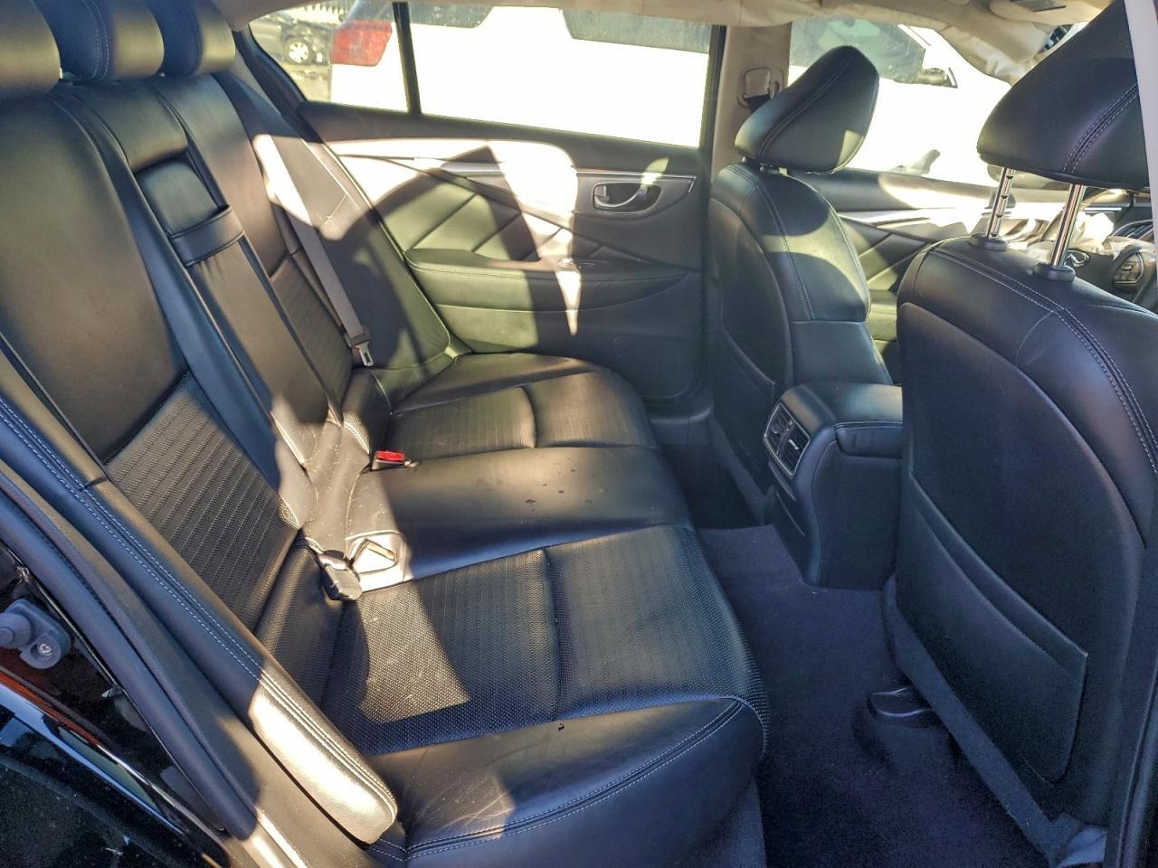 2017 INFINITI Q50