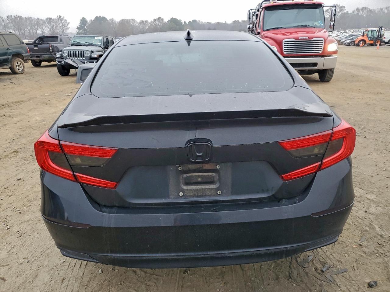 2018 HONDA ACCORD