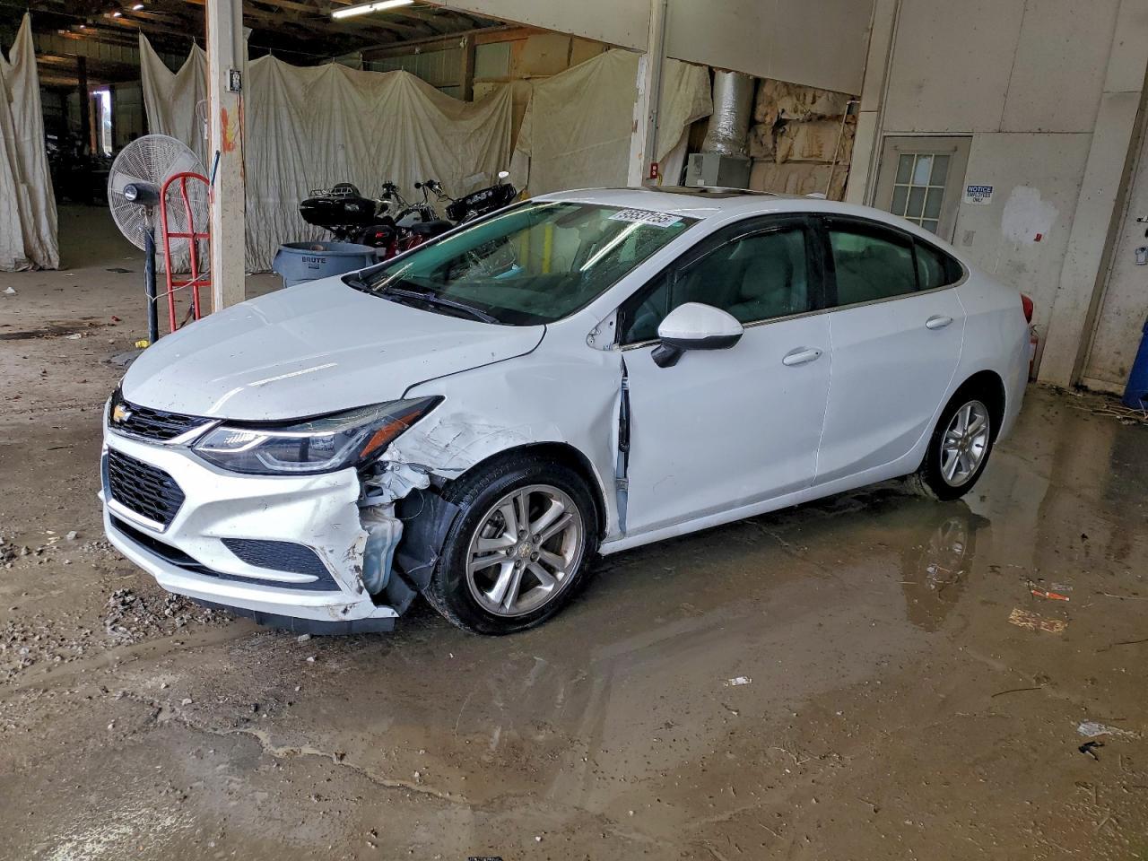 2016 CHEVROLET CRUZE