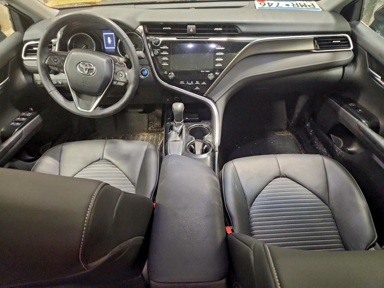 2018 TOYOTA CAMRY