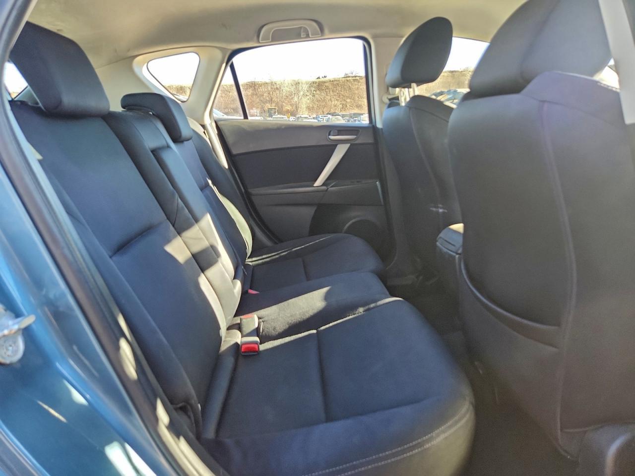 2010 MAZDA 3