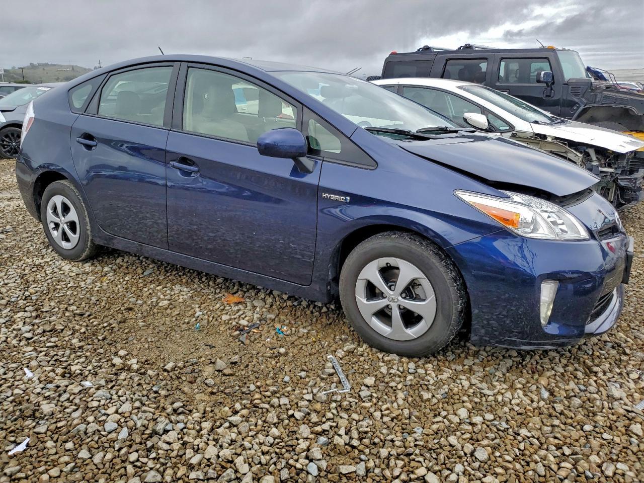 2015 TOYOTA PRIUS