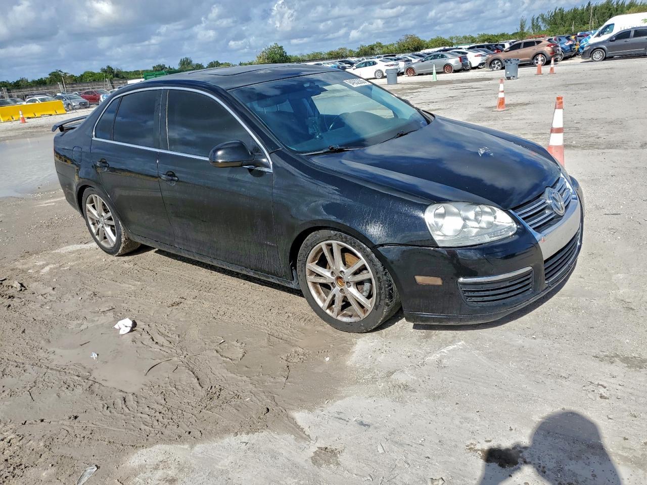 2006 VOLKSWAGEN JETTA
