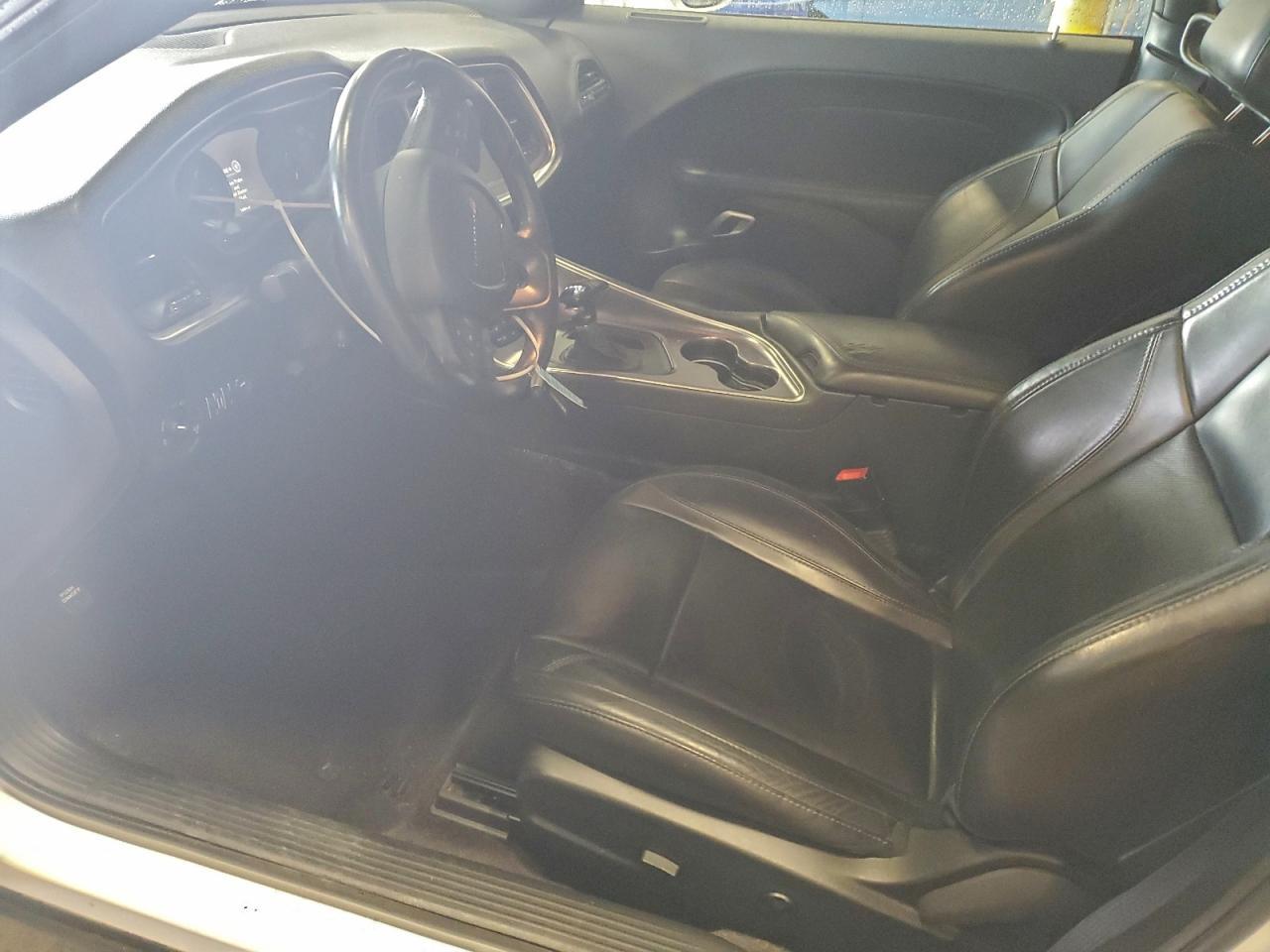 2016 DODGE Challenger