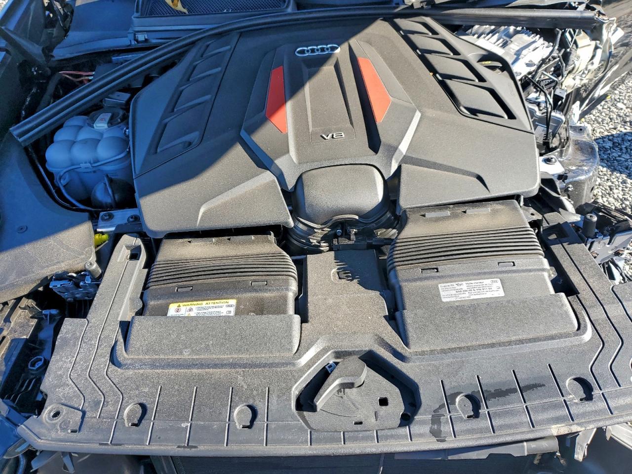 2025 AUDI SQ8