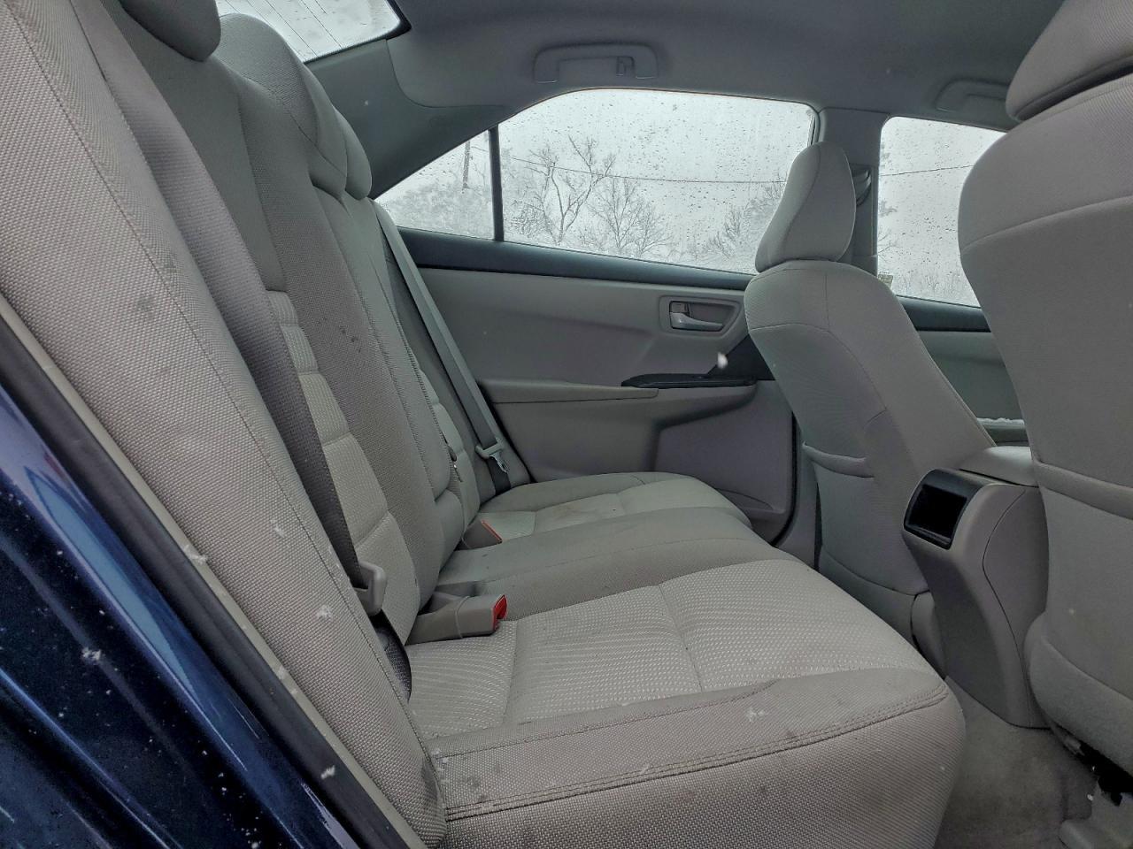 2016 TOYOTA CAMRY