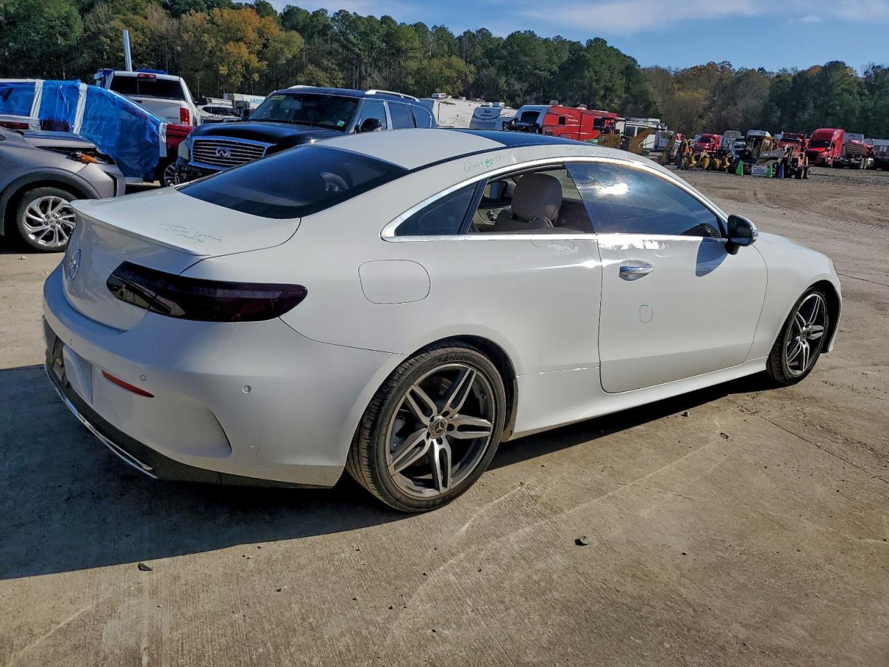 2018 MERCEDES-BENZ E-Class