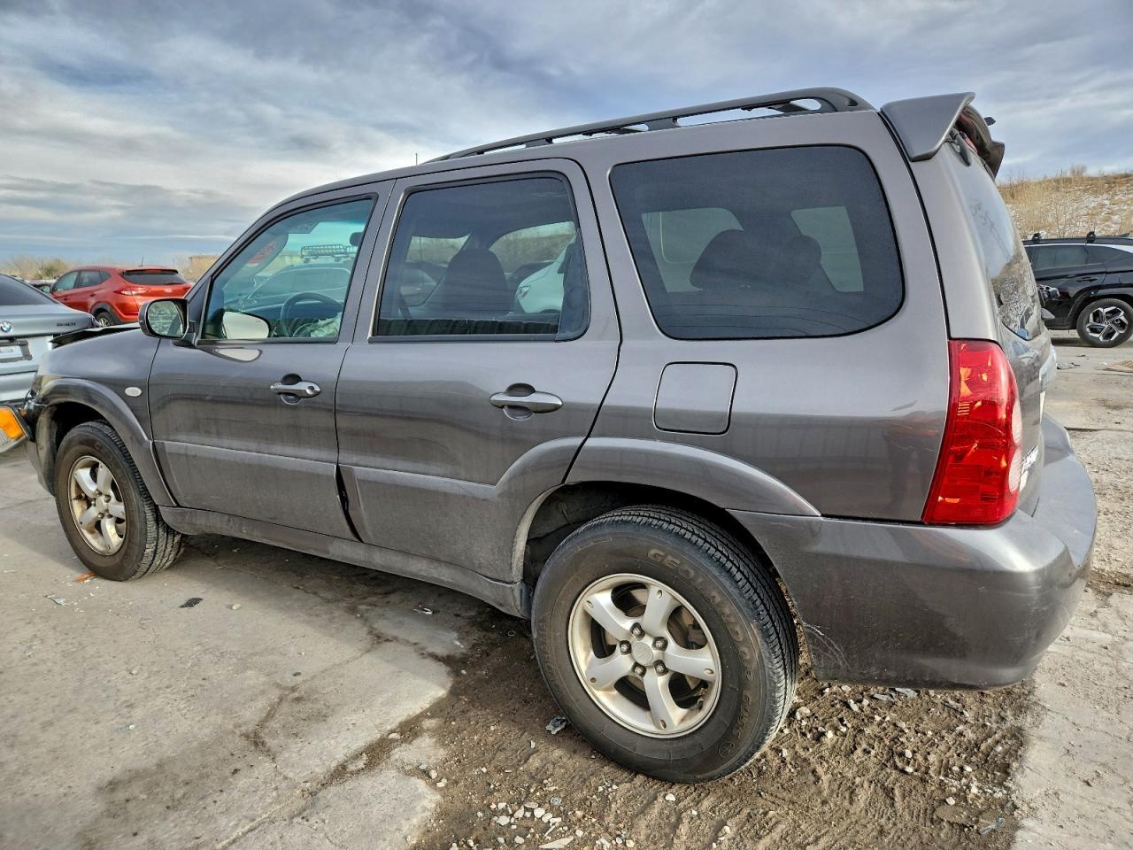 2005 MAZDA Tribute