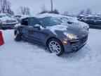 2016 PORSCHE Macan