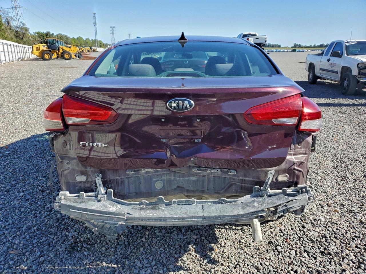 2017 KIA FORTE