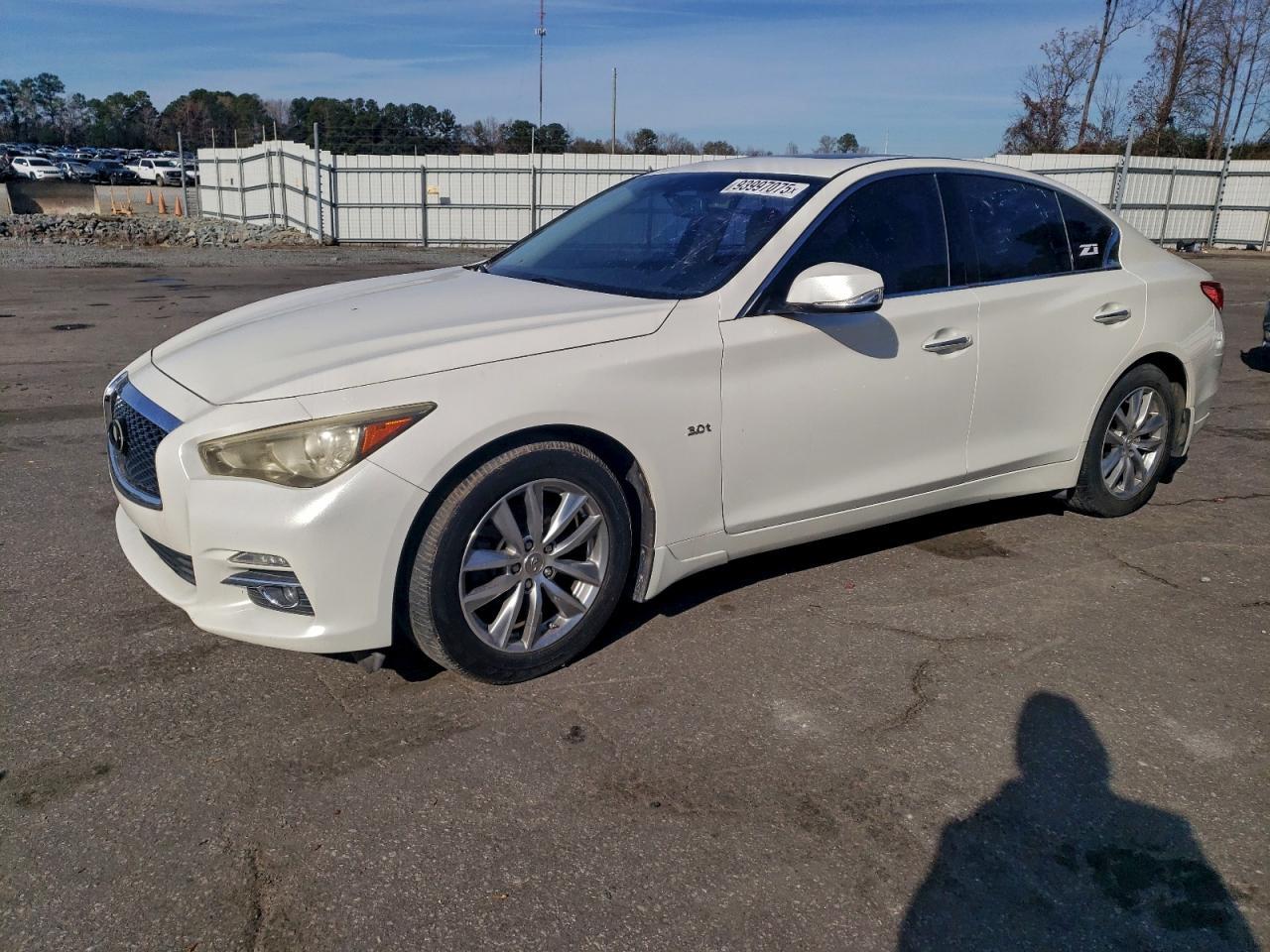 2017 INFINITI Q50