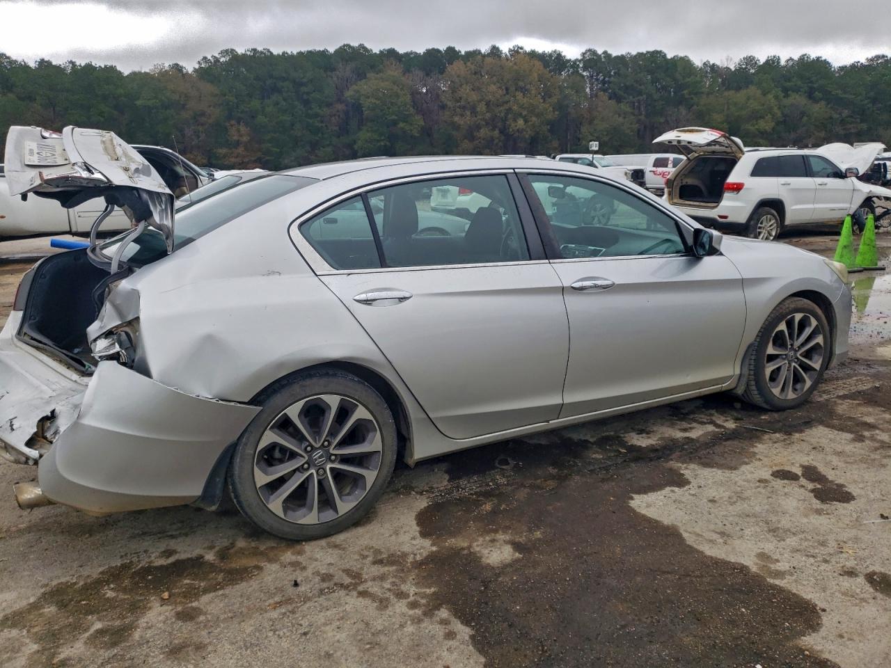 2015 HONDA ACCORD