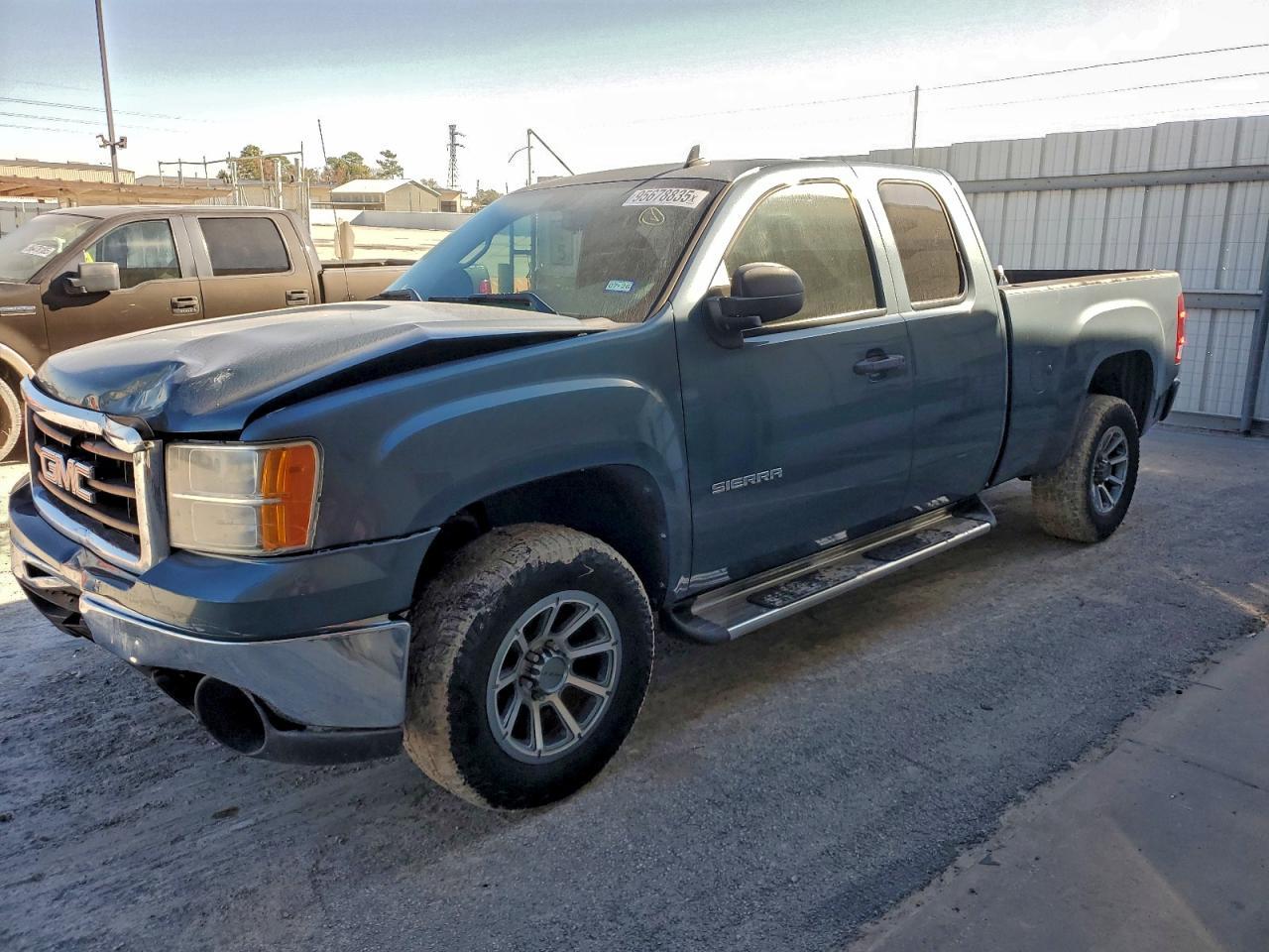 2011 GMC Sierra