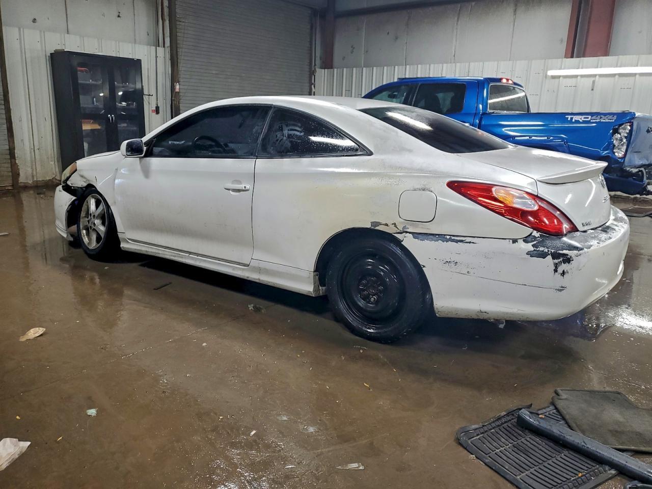 2004 TOYOTA CAMRY
