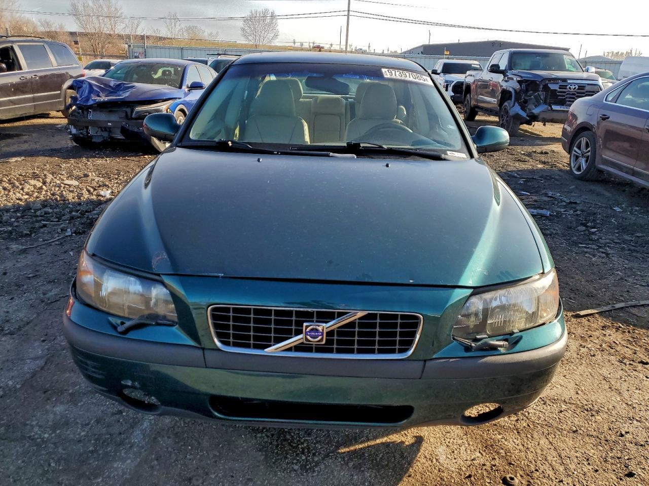 2001 VOLVO S60
