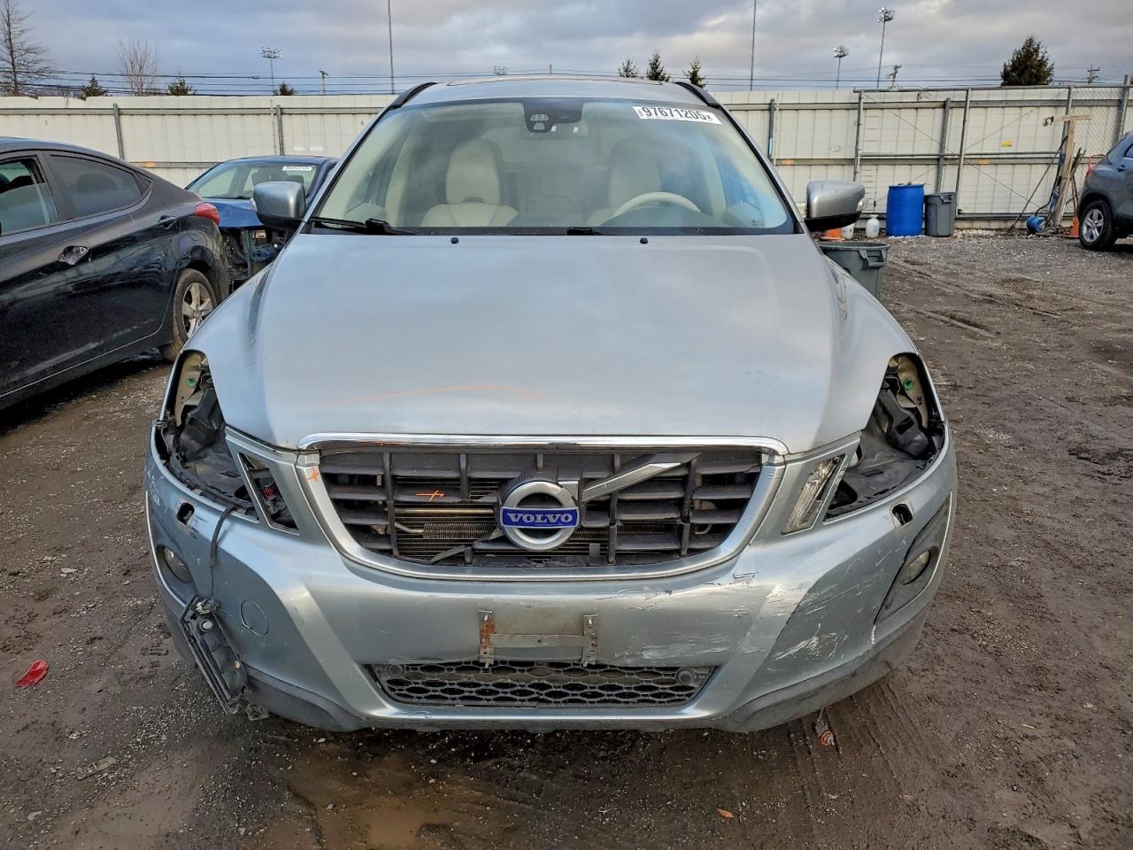 2010 VOLVO XC60