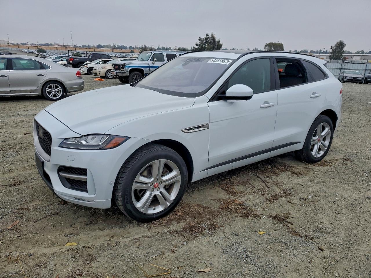 2017 JAGUAR F-Pace