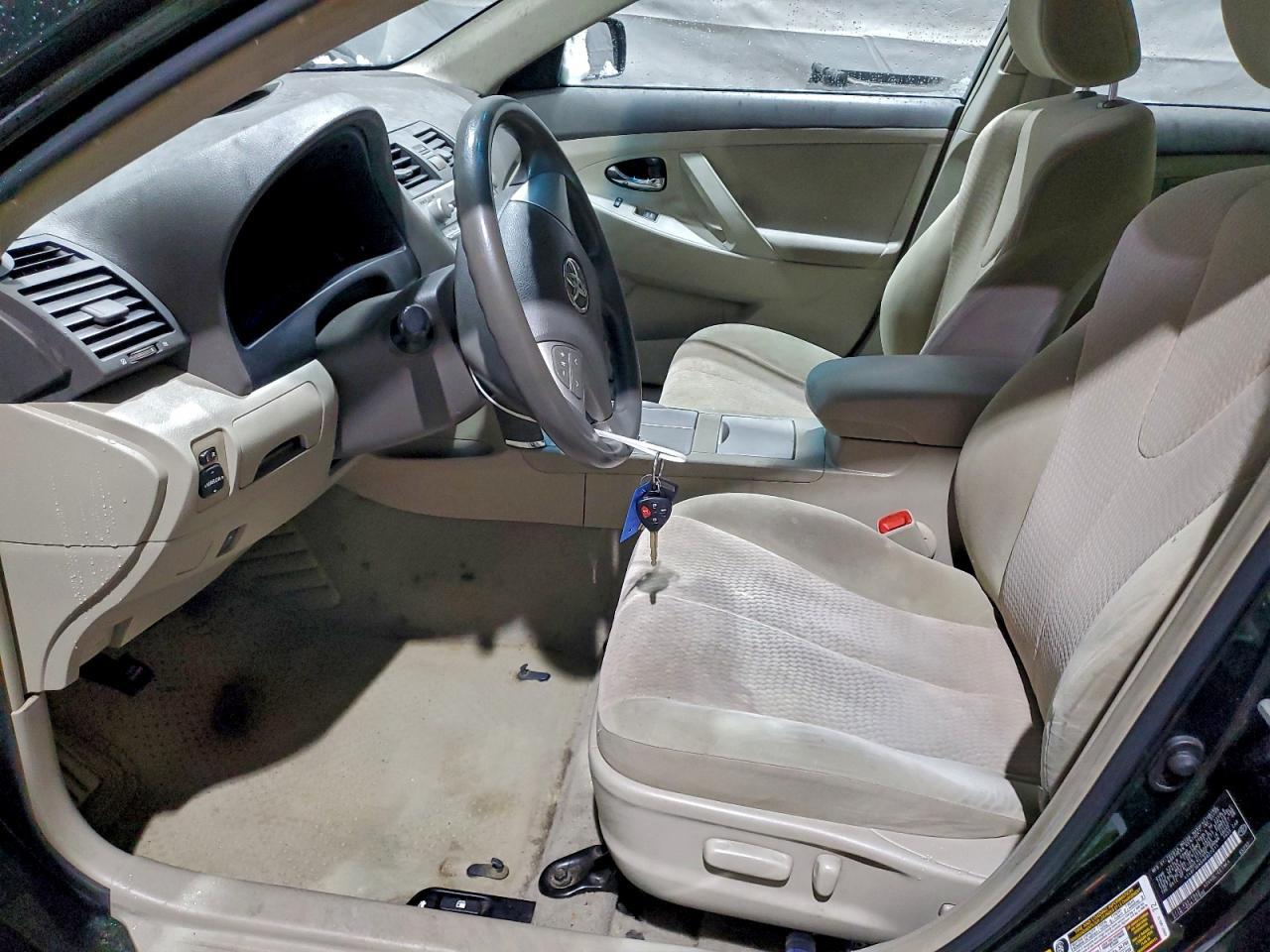 2010 TOYOTA CAMRY