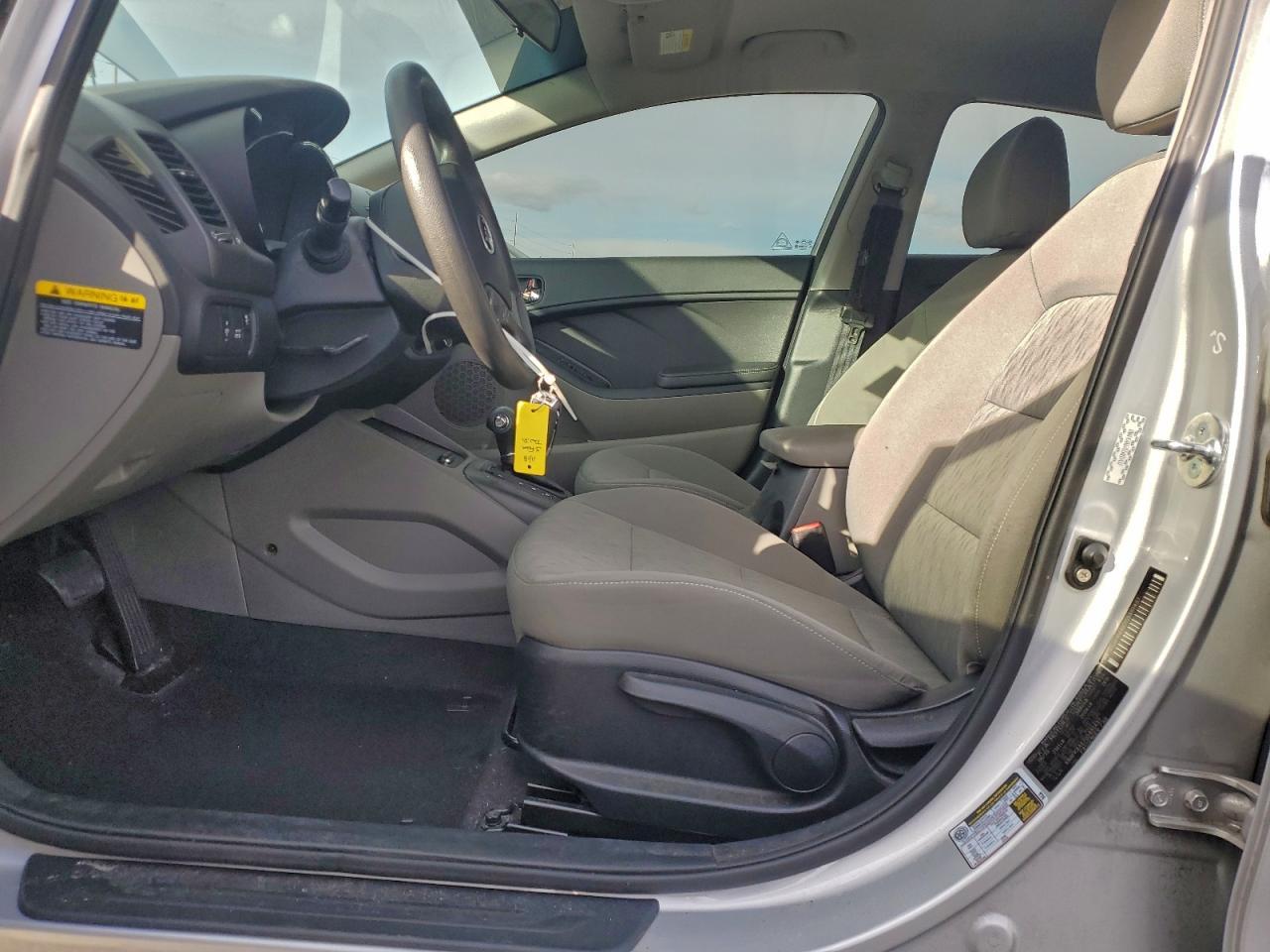2016 KIA FORTE