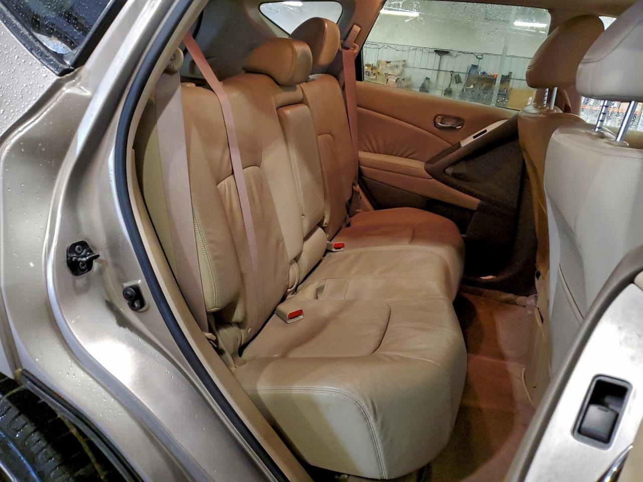 2010 NISSAN MURANO