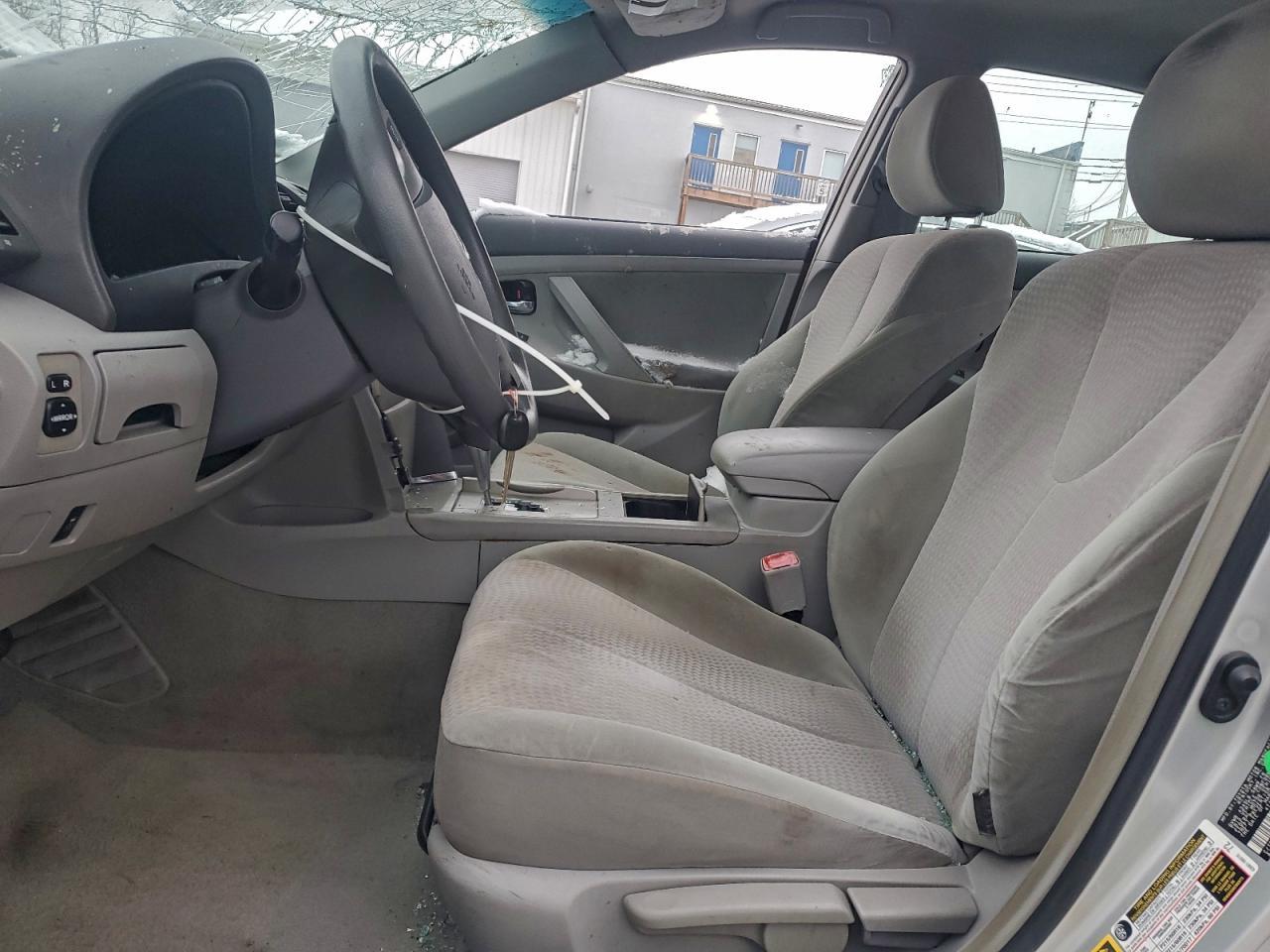 2010 TOYOTA CAMRY