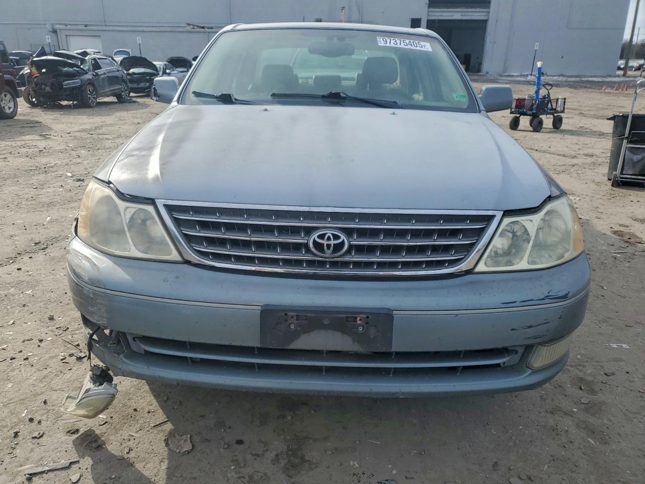 2004 TOYOTA Avalon