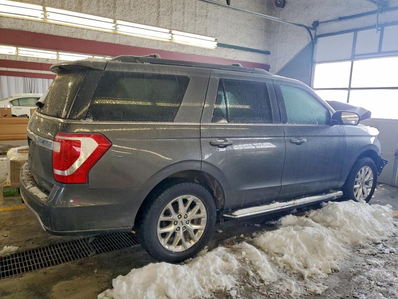 2021 FORD Expedition