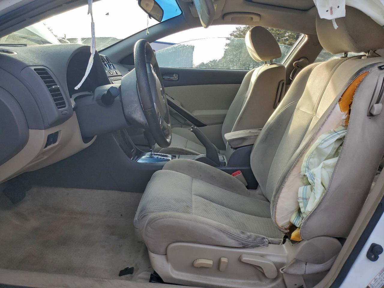 2010 NISSAN ALTIMA