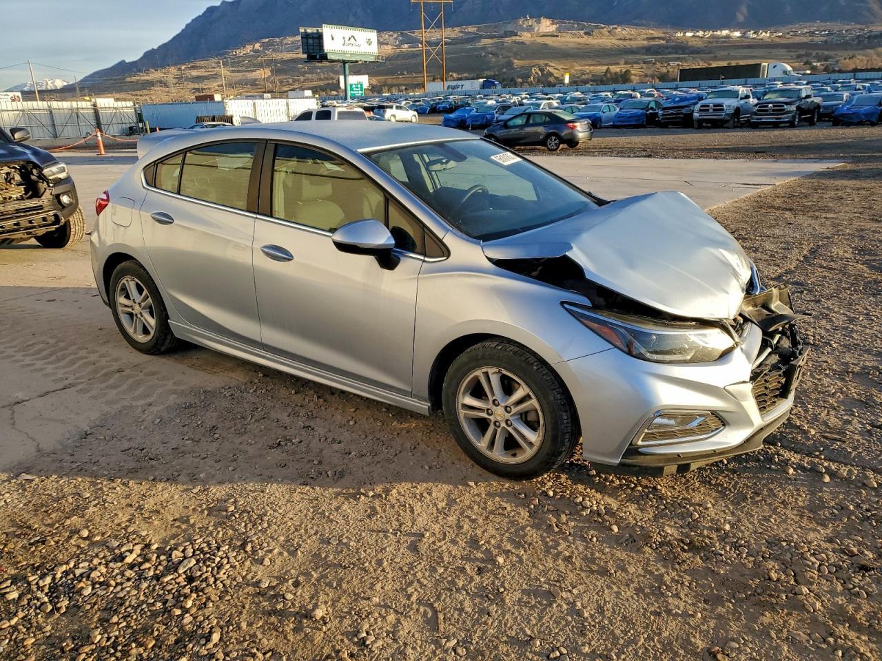 2017 CHEVROLET CRUZE