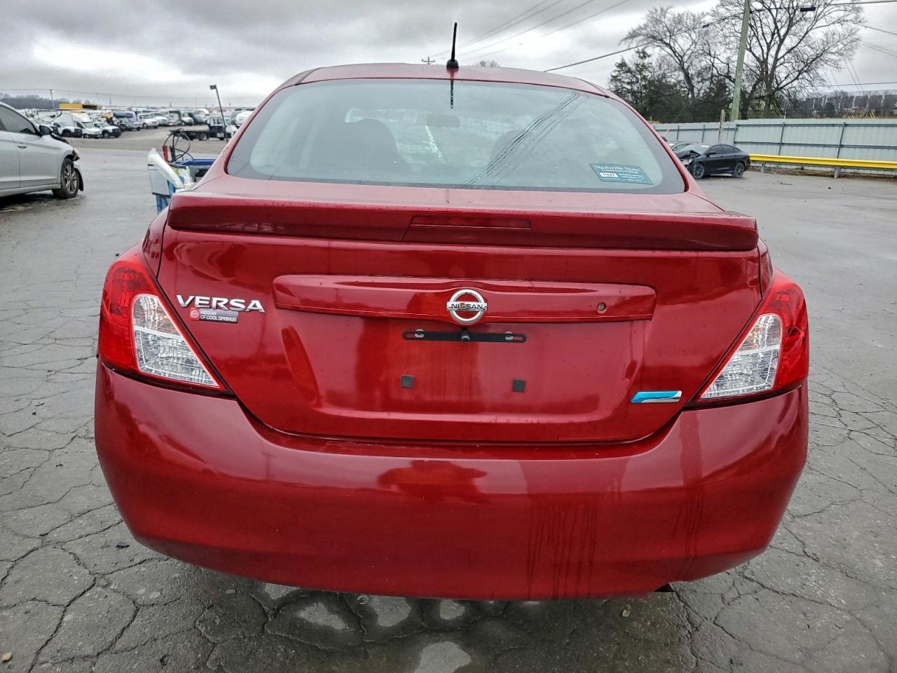 2015 NISSAN VERSA