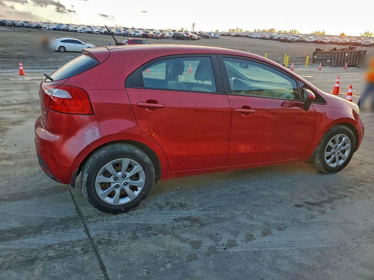 2013 KIA RIO