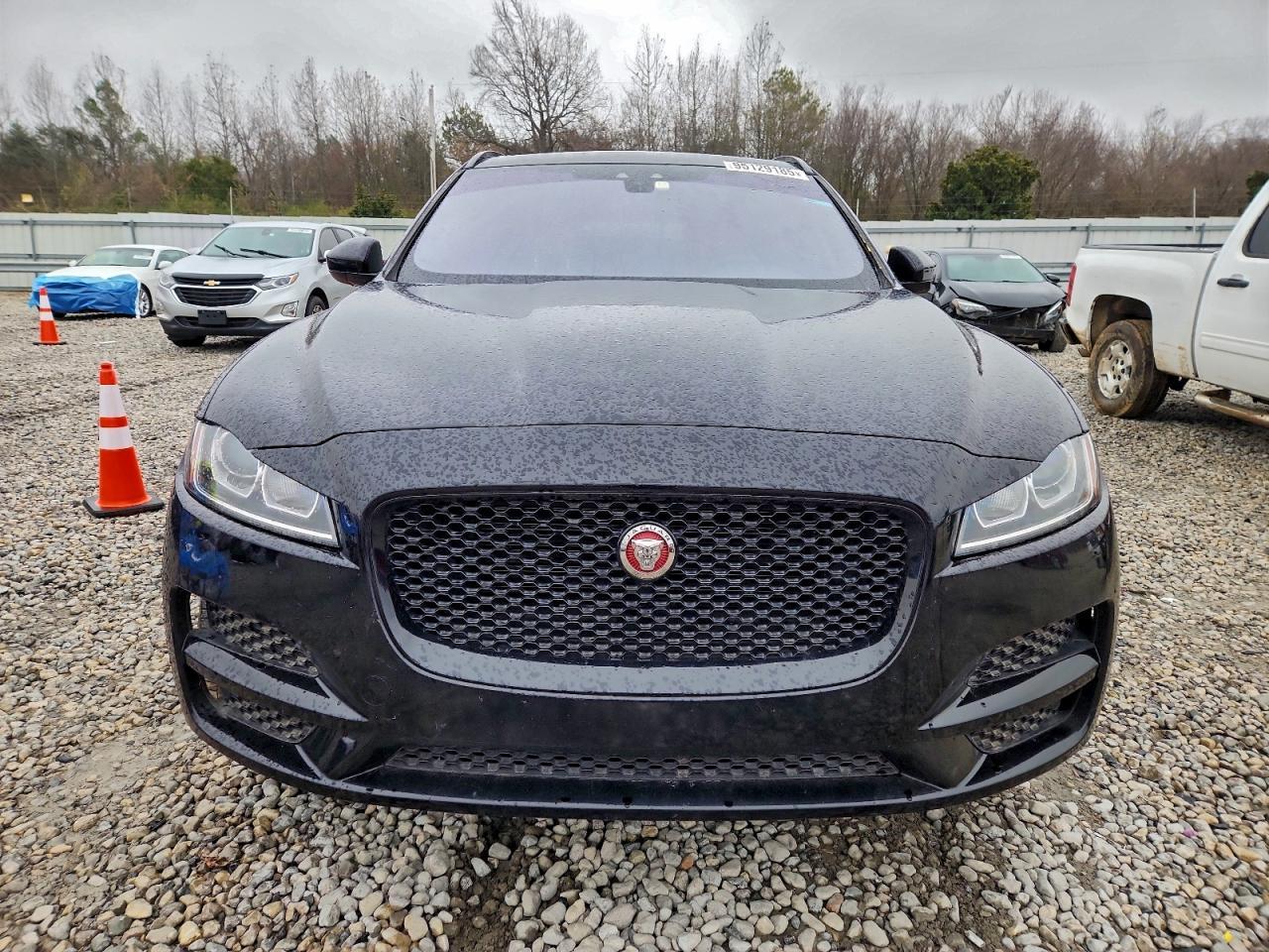 2017 JAGUAR F-Pace