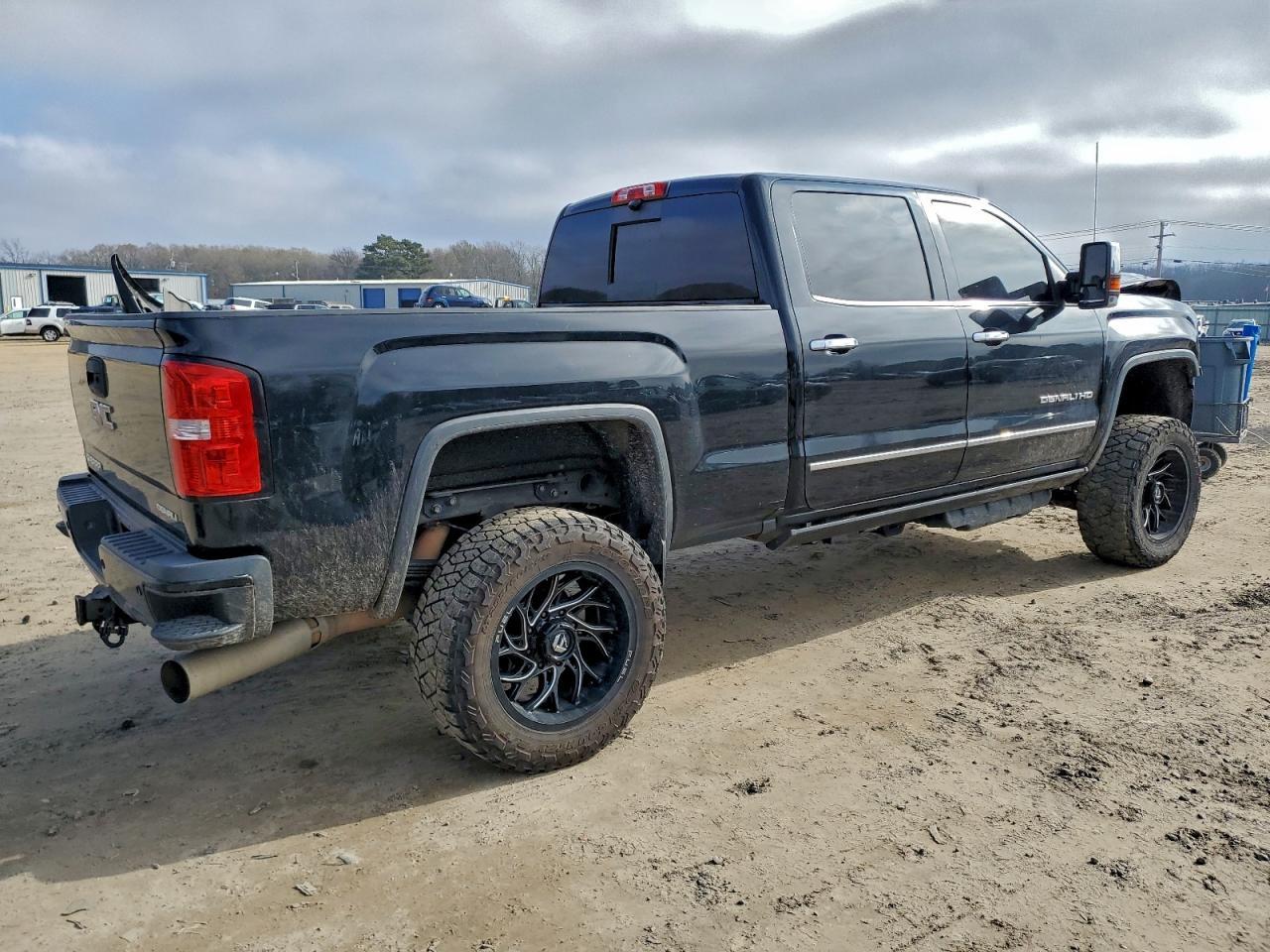 2018 GMC Sierra
