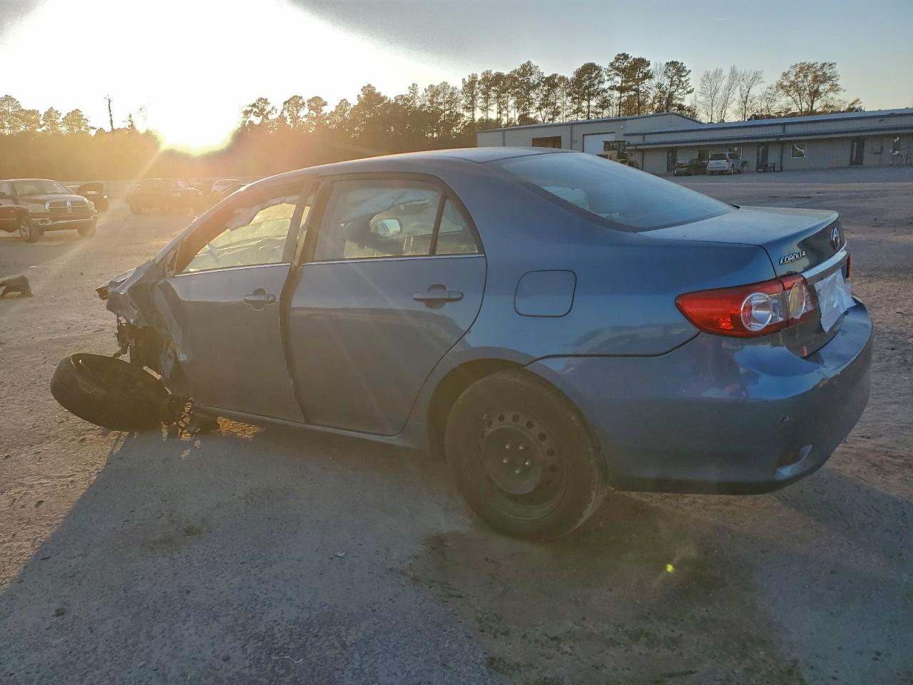 2013 TOYOTA COROLLA
