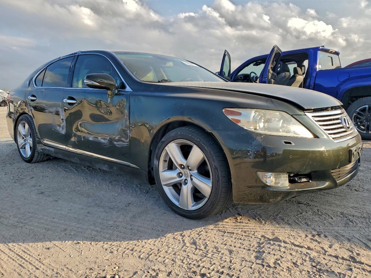 2010 LEXUS LS 460