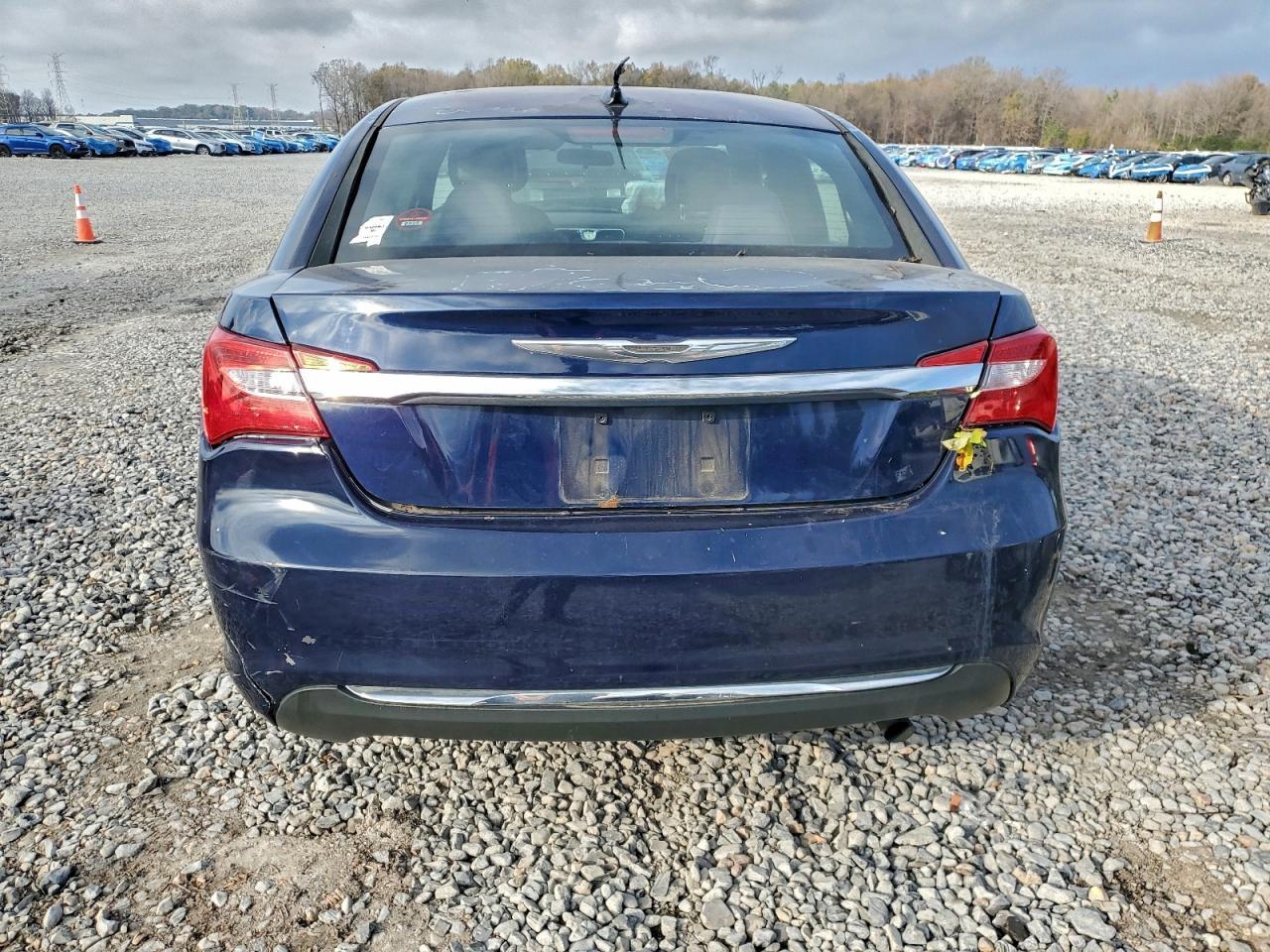 2013 CHRYSLER 200